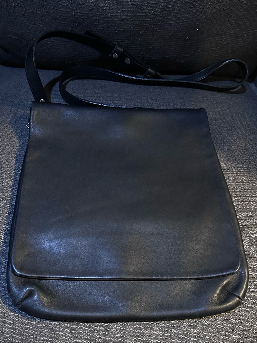 Coach Chelsea Flat Hippie Bag Y2K 2000 Black Legacy Slim Messenger